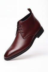 Men's Chukka Boots Sleek Silhouette in Wine Red — primary packshot