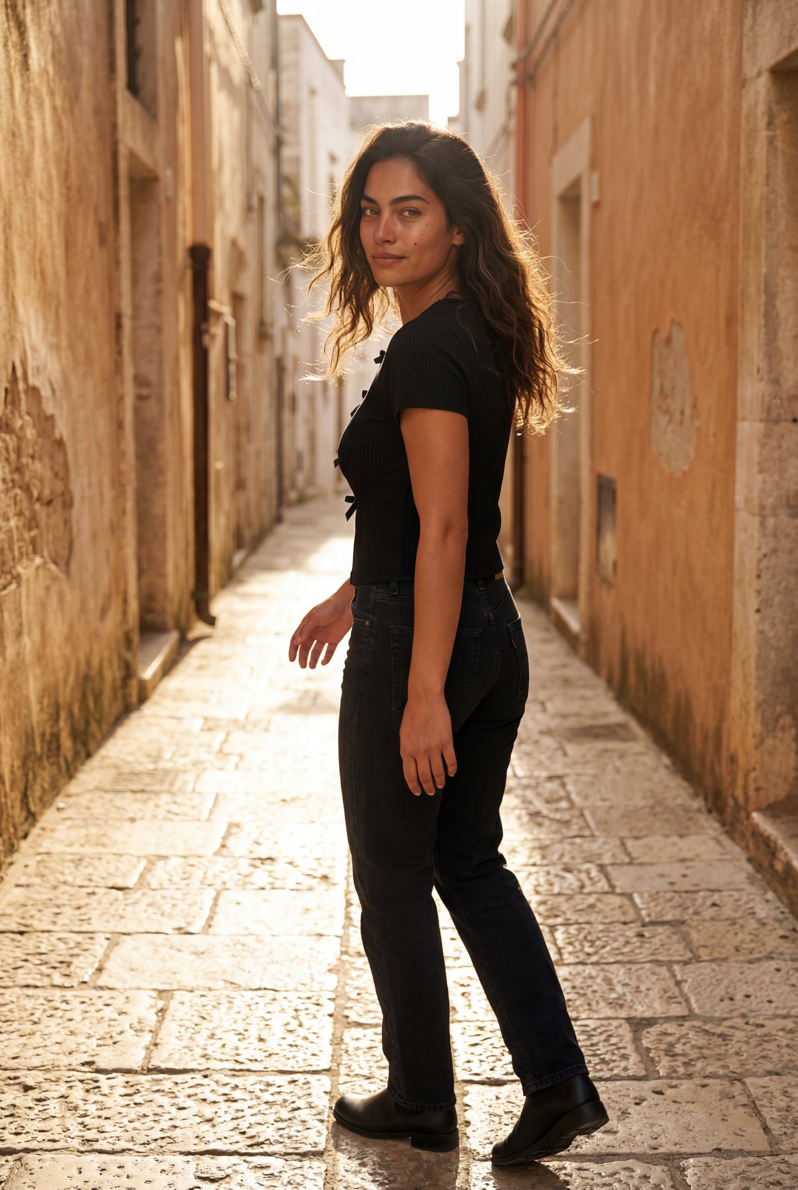 Black Ribbed Cut-out Short Sleeve Top with Front Tie Detail - Short sleeve tops - Photo 10